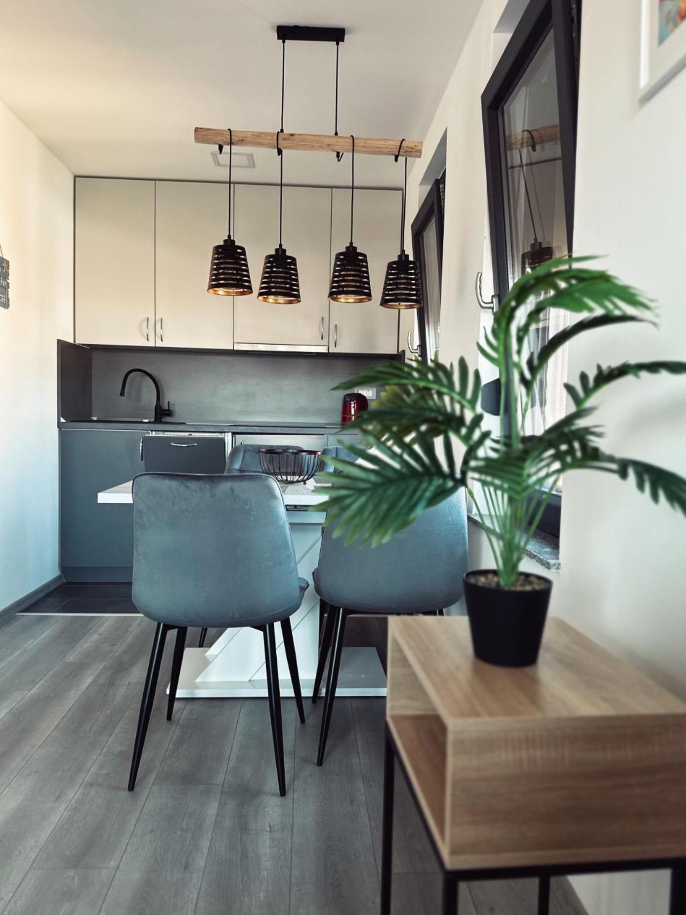Monachus Apartments Вир Экстерьер фото